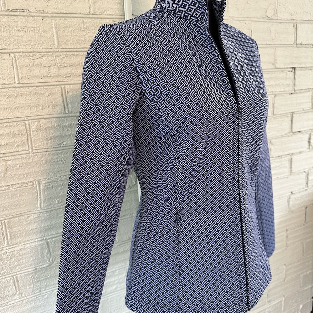 J Mc Laughlin Trace jacket in navy and blue.